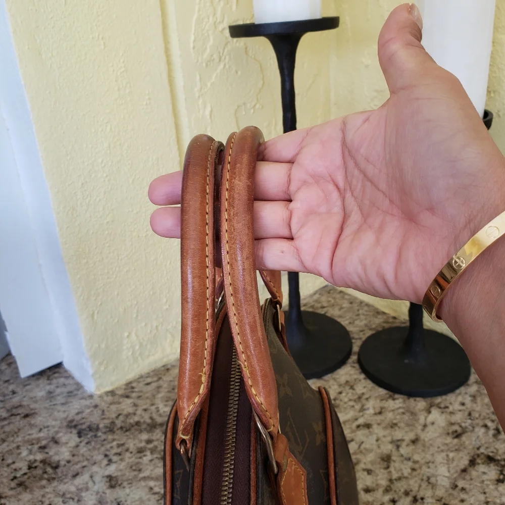 Louis Vuitton Monogram Ellipse PM - Picture 8 of 9